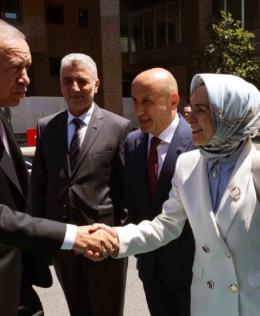 Cumhurbaşkanı Erdoğan’dan ihracatçıya müjde: “Döviz bozdurma zorunluluğunu yüzde 30’a indirdik”