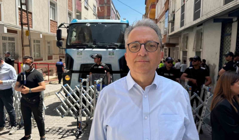 Deprem Güçlendirme Derneği Başkanı Türkkan: "Kendisini zor taşıyan binaya 3 kat da ilave ederseniz, sonuç kaçınılmaz olur"