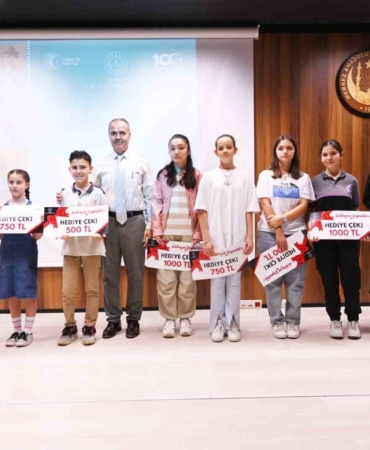 Dili zenginleştirdiler, ödülleri topladılar