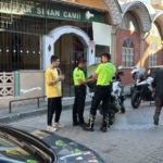 Dur ihtarına uymadı, namaz kılma bahanesiyle camiden kaçtı