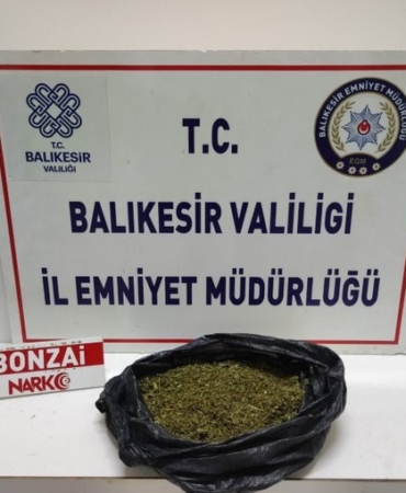 Edremit’te 300 gram sentetik uyuşturucu ele geçirildi