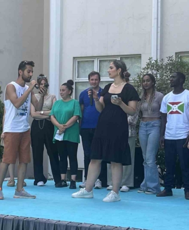 Eğlence ve kariyer bir arada