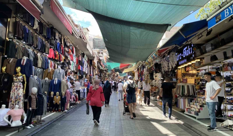 Eminönü - Mahmutpaşa’da Kurban Bayramı hareketliliği