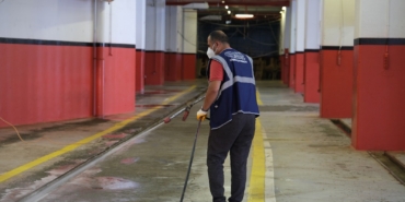Esenyurt Belediyesi kurban kesim alanlarında temizlik seferberliğini sürdürdü