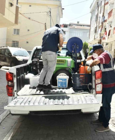 Esenyurt Belediyesinden haşere ve böceklerle etkin mücadele