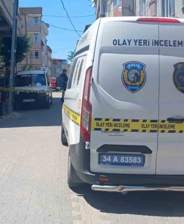 Esenyurt’ta balkondan düşen 10 yaşındaki çocuk hayatını kaybetti