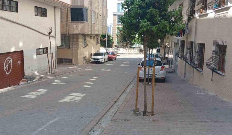 Esenyurt’ta kadınlar arasında taşlı bıçaklı kavga