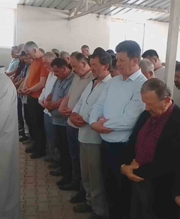 Eşinin ağaçtan düştüğünü duyunca fenalaştı, hastanede hayatını kaybetti