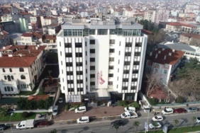 Eski Karesi ve Altıeylül belediye binası yıkılıyor