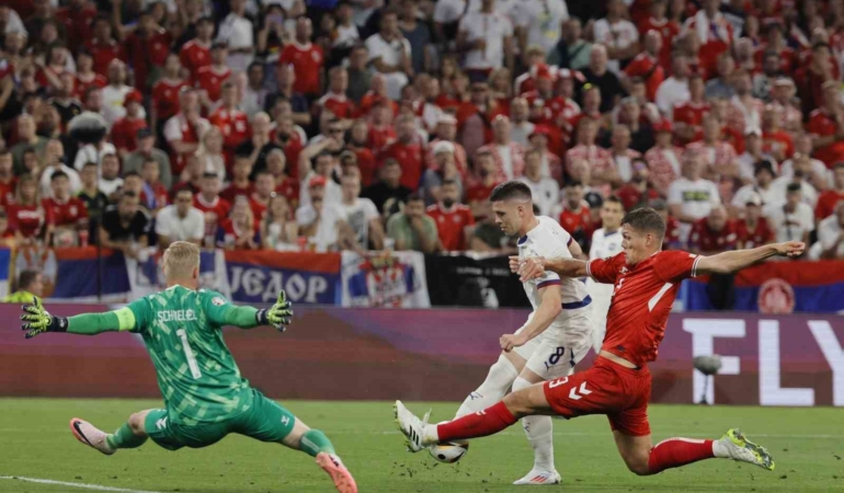 EURO 2024: Danimarka: 0 - Sırbistan: 0