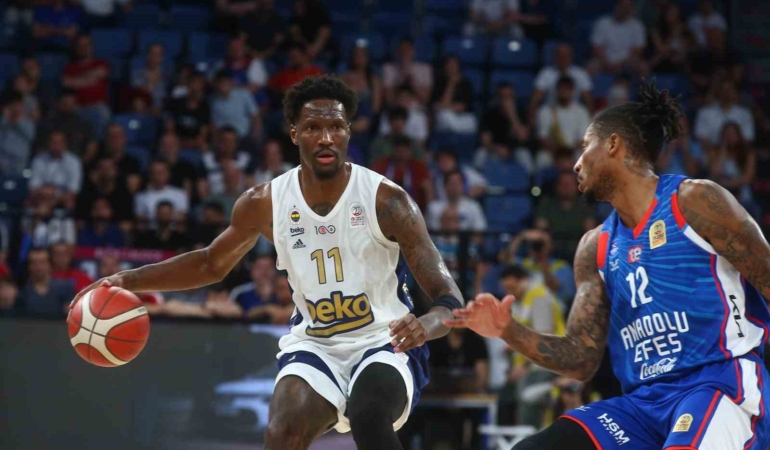 Fenerbahçe, şampiyonluk maçına çıkıyor