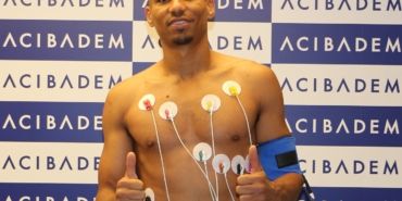 Fenerbahçe’de Djiku ve Osayi-Samuel sağlık kontrolünden geçti