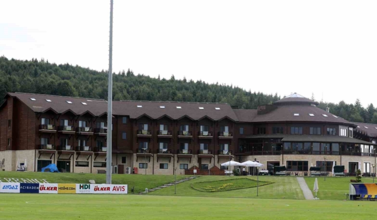 Fenerbahçeli taraftarlar, Topuk Yaylası’nda 2 gün antrenmanları takip edebilecek