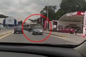 Film sahnesi gibi olay: Kilometrelerce geri geri giden otomobil şaşkına çevirdi