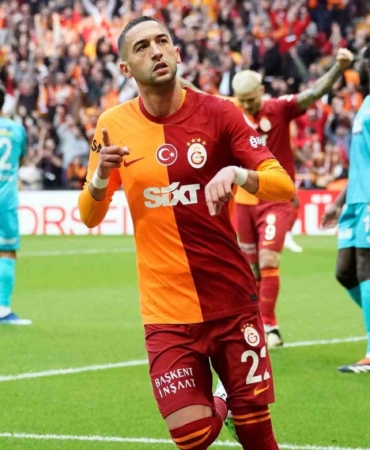 Galatasaray, Hakim Ziyech ile sözleşme imzaladı