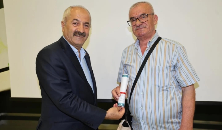 Gebze’de hak sahipleri tapularına kavuştu