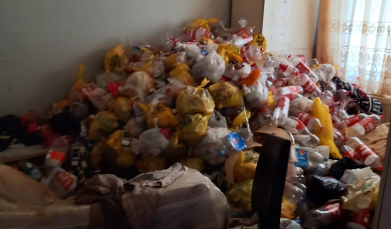Genç yaşta ölen Bahar Çiftçi’nin dairesi çöp ev çıktı