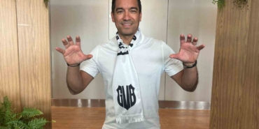 Giovanni van Bronckhorst, İstanbul’a geldi
