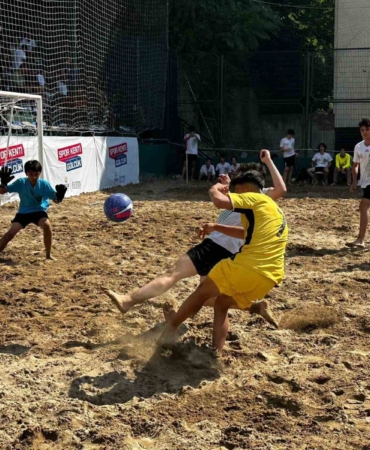 Gölcük’te kum futbolu heyecanı için kayıtlar başladı