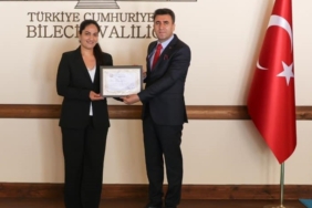 Hale öğretmen yüzlerce görme engelli öğrenciye matematiği sevdirdi