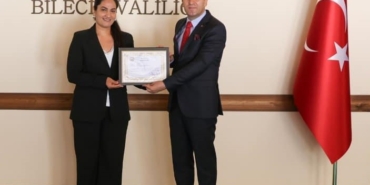Hale öğretmen yüzlerce görme engelli öğrenciye matematiği sevdirdi
