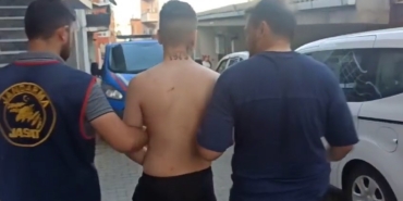 İki grup arasındaki kavga kanlı bitti: 4 kişi yaralandı