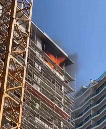 İnşaatın 12. katı alevlere teslim oldu