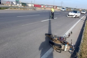 İpsala’da otomobilin çarptığı motosiklet sürücüsü hayatını kaybetti