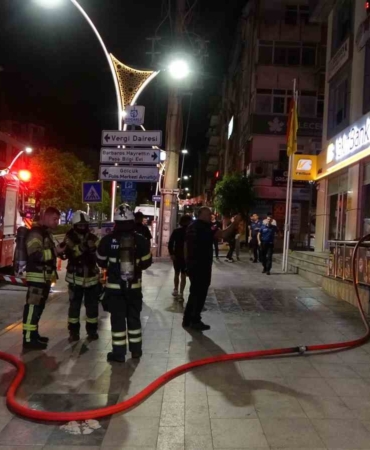 İş yerindeki fritözden yangın çıktı