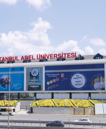 İstanbul Arel Üniversitesi’ne Mekânda Erişilebilirlik (Turuncu Bayrak) ödülü verildi