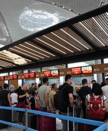 İstanbul Havalimanı’nda bayram yoğunluğu devam ediyor