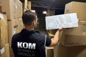 İstanbul’da 2 ilçede 500 milyon liralık kaçak oto yedek parçaları ele geçirildi