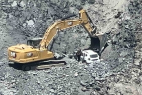 İstanbul’da maden sahasında akıl almaz kaza: Sonu olmayan yolda araç şarampole uçtu