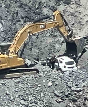 İstanbul’da maden sahasında akıl almaz kaza: Sonu olmayan yolda araç şarampole uçtu