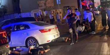 İstanbul’da polisle şüpheliler arasında kovalamaca: Janttan seken kurşun bekçiyi yaraladı, şüpheliler yakalandı