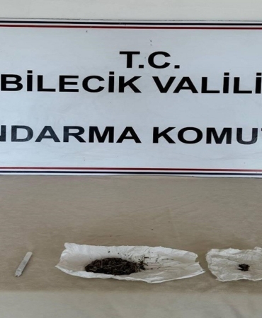 Jandarma tarafından durdurulan araçtan uyuşturucu madde çıktı