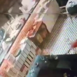 Kadıköy’de restoran tavanının çökme anı kamerada