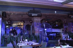 Kadıköy’de restoranın tavanı çöktü: 1 yaralı