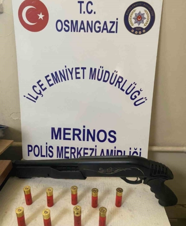 Kadının silahla tehdit edildiği ihbarı her şeyi ortaya çıkardı : 6 gözaltı