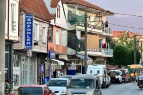 Kahvehanede küfür kavgasında kan aktı: 1’i ağır 2 yaralı