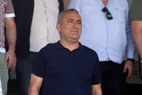 Karacabey Belediyespor Başkanı Ekrem Senal, haklarını devretme kararı aldı