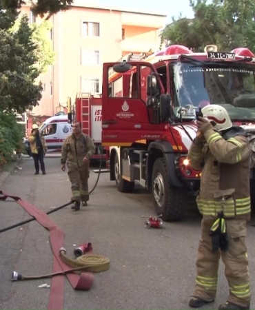 Kartal’da bir dairede tüp patladı, 4 katlı apartman tahliye edildi