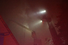 Kırklareli’deki yangın kontrol altına alındı: 2 kişi dumandan etkilendi, 1 itfaiye eri yaralandı