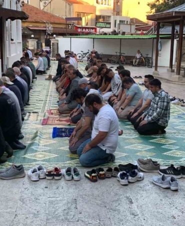 Kırklareli’nde bayram namazı coşkuyla eda edildi