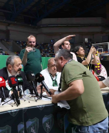 Kocaelispor’da olaylı kongre