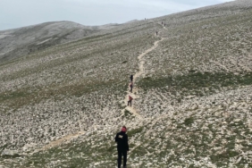 Komandolar 185. yılda Türk bayrağını Bursa’nın zirvesine taşıdı