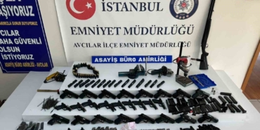 Küçükçekmece’de yasa dışı silah ticareti operasyonu: 2 gözaltı