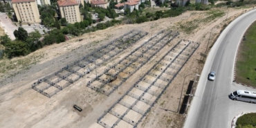 Kurban satış yeri bayrama hazır