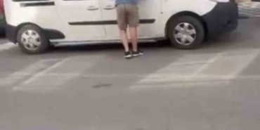 Kurbanlık danayı arka koltukta getirdi