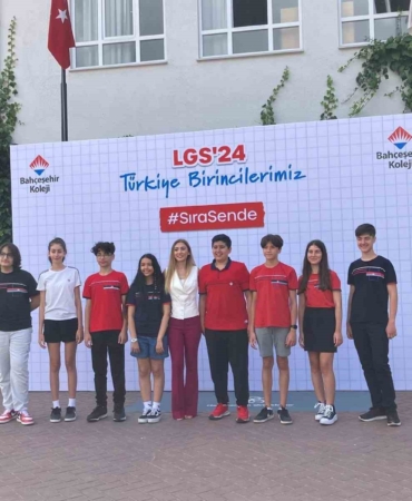 LGS birincileri başarılarının sırrını anlattı: Verimli çalışma, uyku düzeni, pes etmeme
